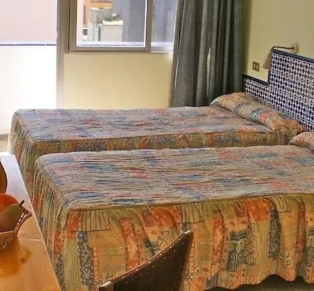 Puerto Azul Hotel 2*