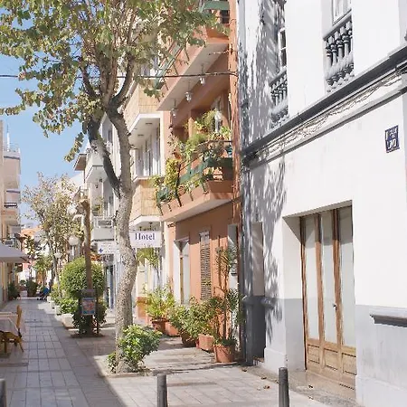 Hotel Puerto Azul 2*
