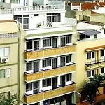 فندق Puerto Azul 2*